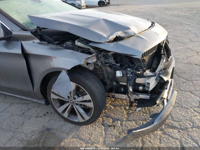 Mercedes-Benz Cla-class Image 12