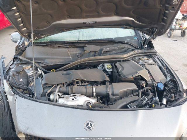 Mercedes-Benz Cla-class Image 3