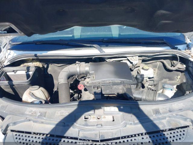 Mercedes-Benz Sprinter 2500 Normal Roof Image 12