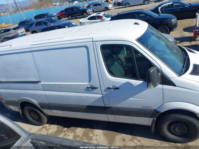Mercedes-Benz Sprinter 2500 Normal Roof Image 3