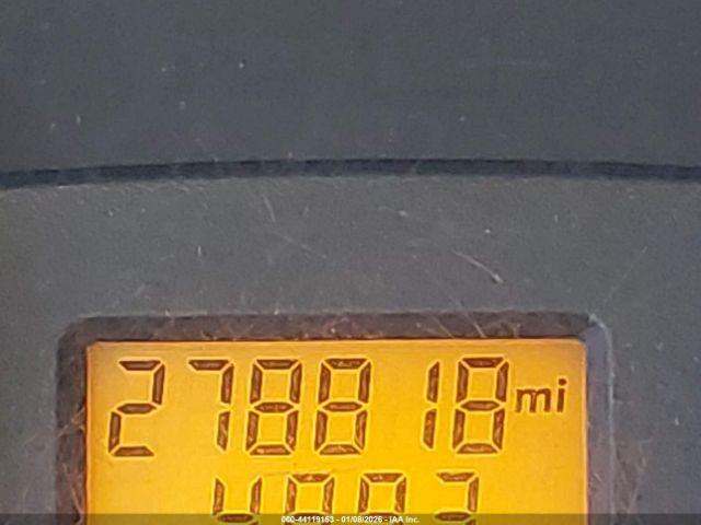 Mercedes-Benz Sprinter 2500 Normal Roof Image 14