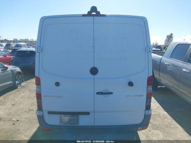 Mercedes-Benz Sprinter 2500 Normal Roof Image 4