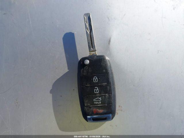 Kia Optima Lx Image 6