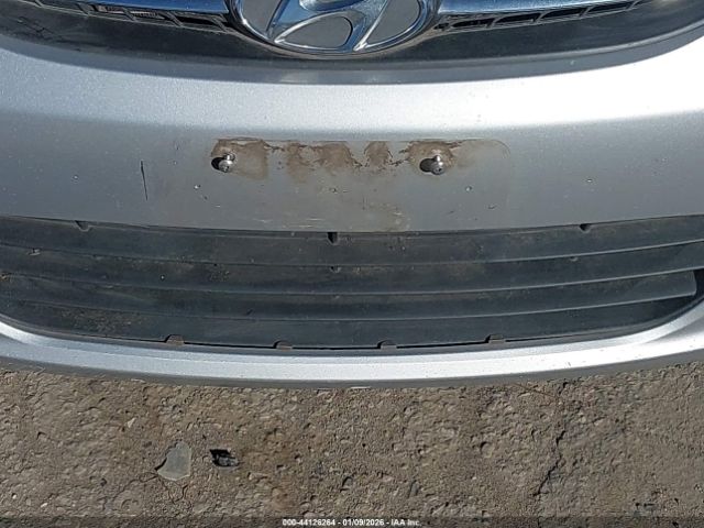 Hyundai ACCENT Gls Image 8