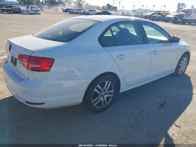 Volkswagen Jetta 2.0l S Image 4