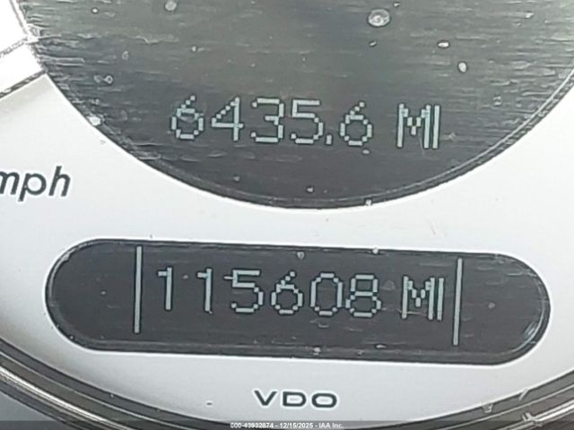 Mercedes-Benz E-Class 350 Image 2