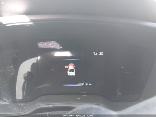 Toyota Corolla Hybrid Le Image 12