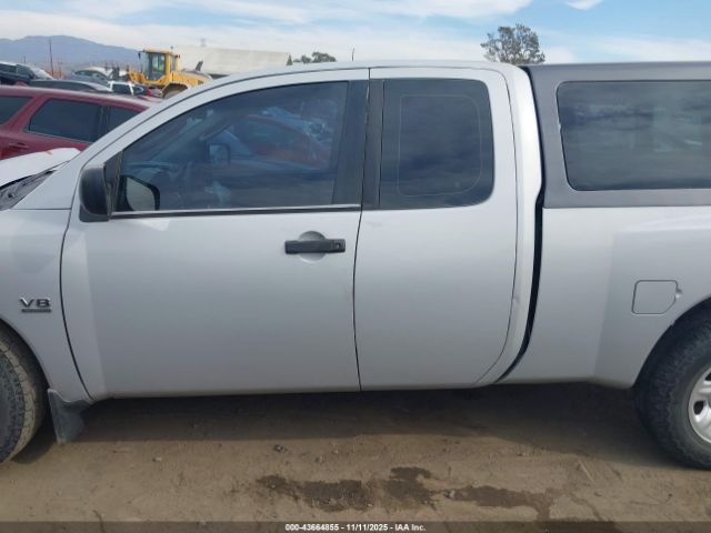 Nissan Titan Xe Image 7