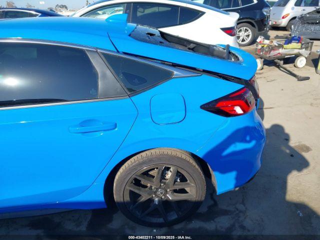 Honda Civic Sport Touring Image 11