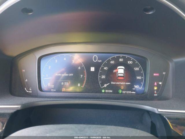 Honda Civic Sport Touring Image 6