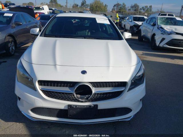 Mercedes-Benz Cla-class 4matic Image 6