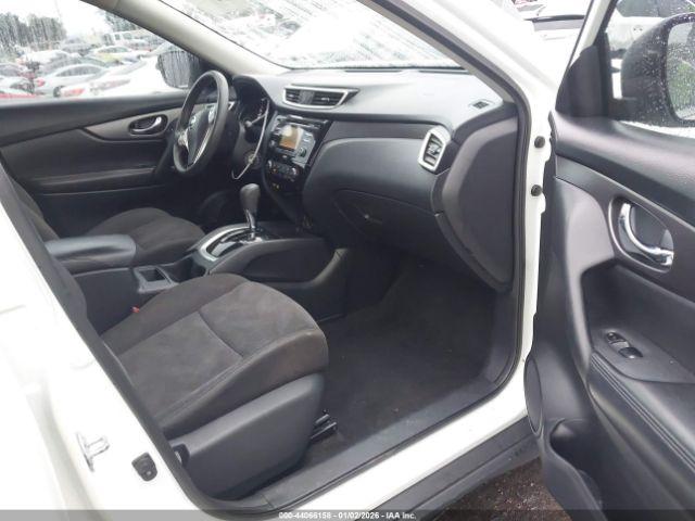 Nissan Rogue S Image 3