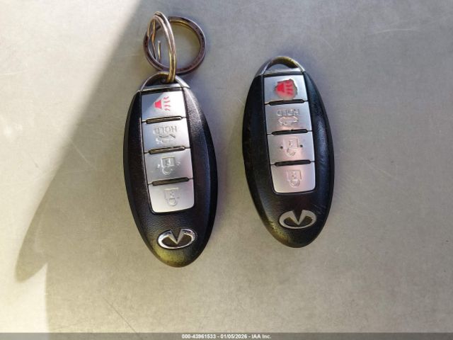 INFINITI G37 Journey Image 15