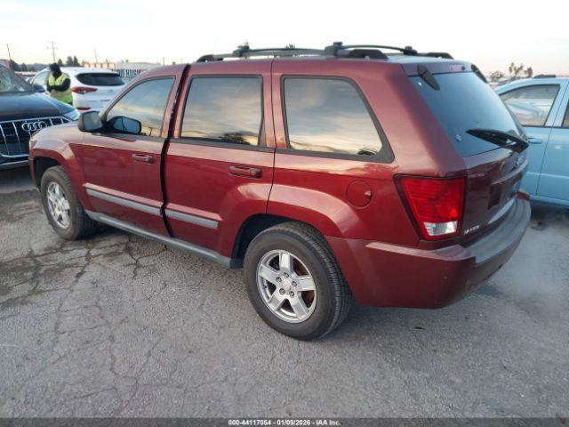 Jeep Grand Cherokee Laredo Image 11