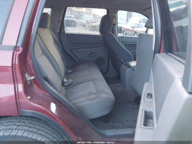 Jeep Grand Cherokee Laredo Image 9