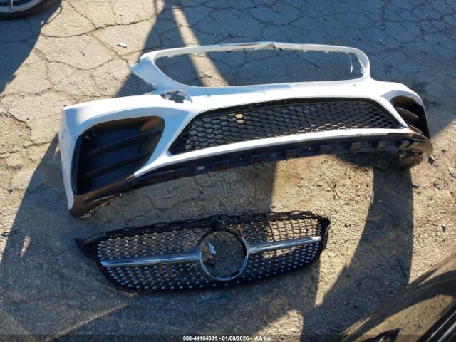 Mercedes-Benz C-Class Image 9