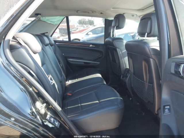 Mercedes-Benz M-Class 4matic Image 7