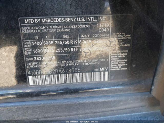 Mercedes-Benz M-Class 4matic Image 9