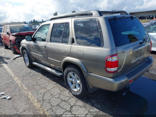 Nissan Pathfinder Se Image 4