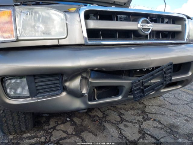 Nissan Pathfinder Se Image 6