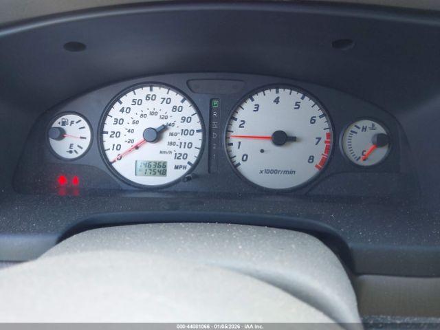 Nissan Pathfinder Se Image 9