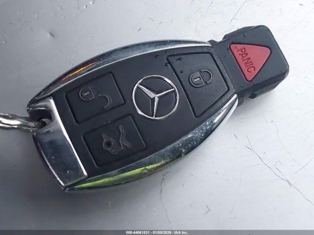 Mercedes-Benz E-Class Image 11