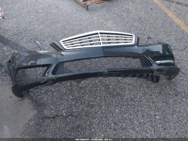 Mercedes-Benz E-Class Image 8