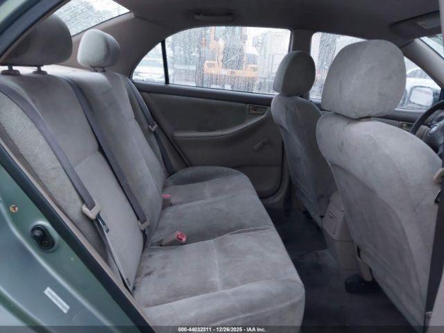 Toyota Corolla Ce Image 8