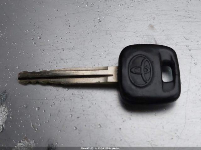 Toyota Corolla Ce Image 16