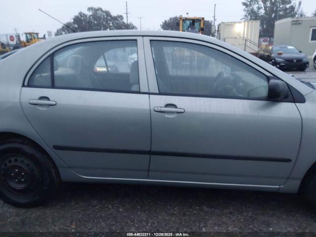 Toyota Corolla Ce Image 11