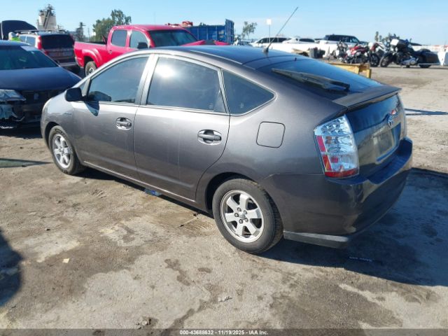 Toyota Prius Standard Image 6