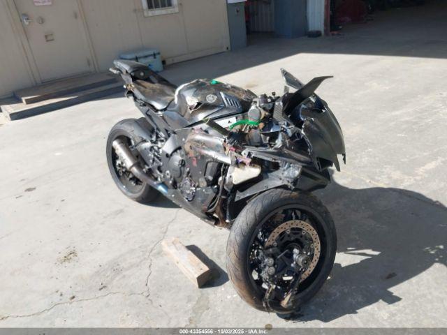  Salvage Yamaha Yzfr1m
