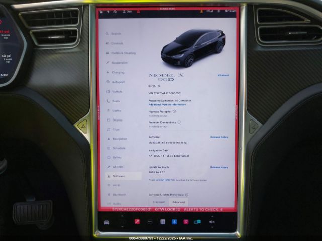 Tesla Model X Image 15