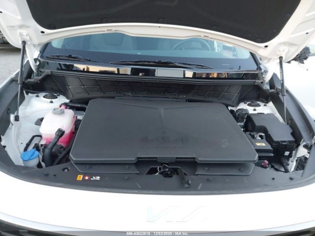 Kia Niro Wind Image 12