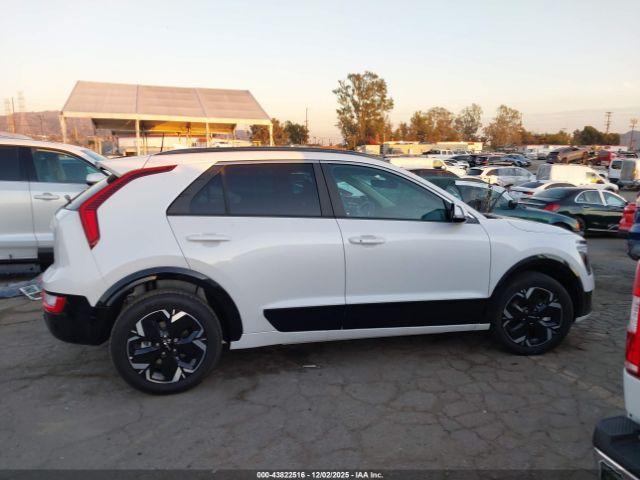 Kia Niro Wind Image 14