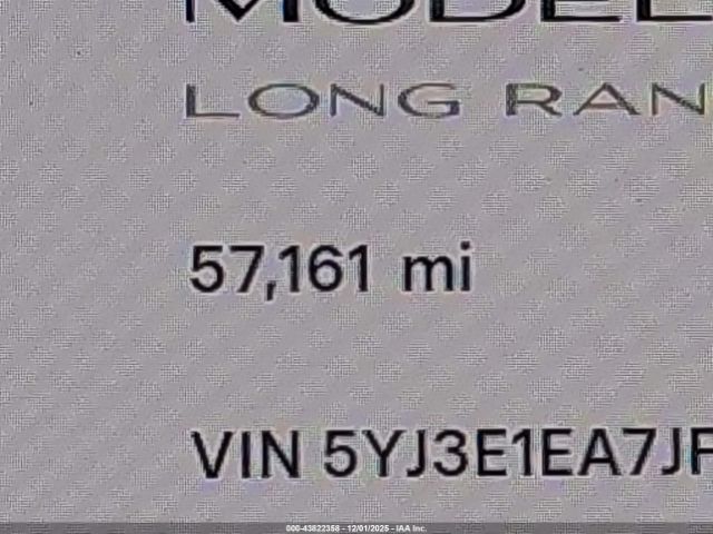 Tesla Model 3 Image 13