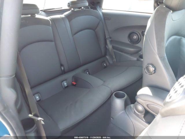 MINI Se Hardtop Cooper Image 9