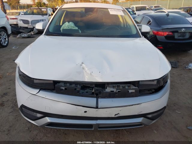 Hyundai Ioniq Sel Image 8