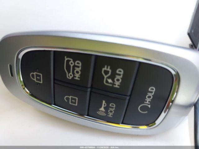 Hyundai Ioniq Sel Image 16