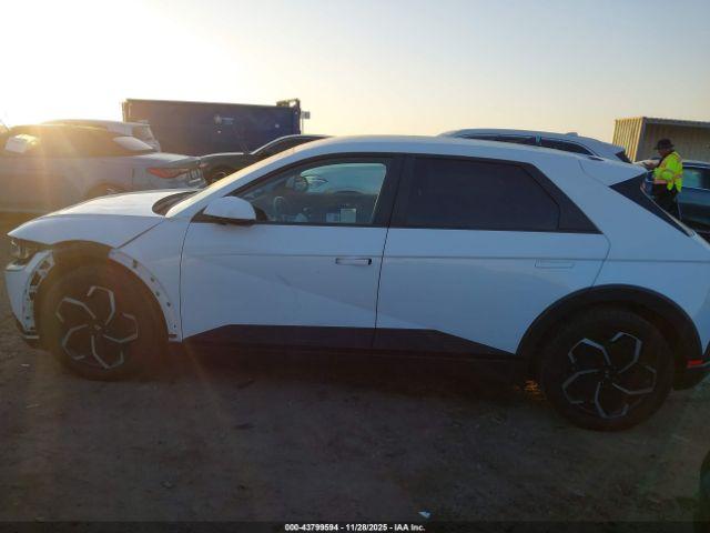 Hyundai Ioniq Sel Image 3