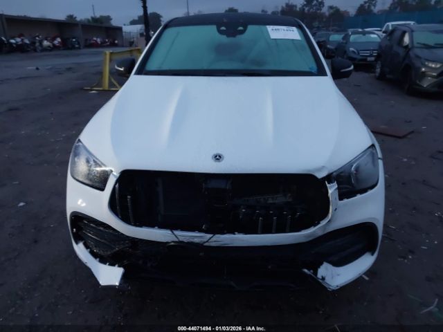 Mercedes-Benz GLE 4matic Image 11