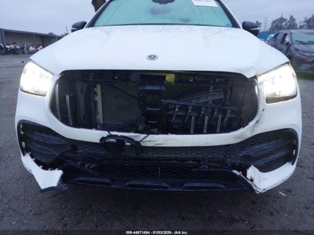 Mercedes-Benz GLE 4matic Image 17